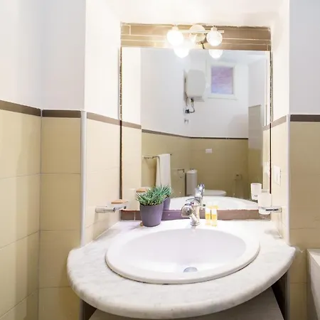 Siracusa Comfy & Central With Terrace Apartment *