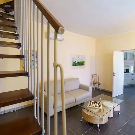 Siracusa Comfy & Central With Terrace *